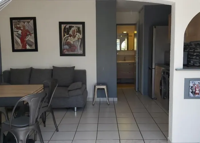 Village Naturiste Farel * Agde